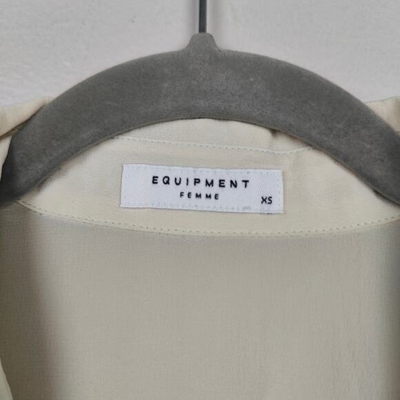 Equipment Silk Top Womens XS Cream Semi-Sheer Sleeveless Button Up Tank Preppy - Picture 6 of 9